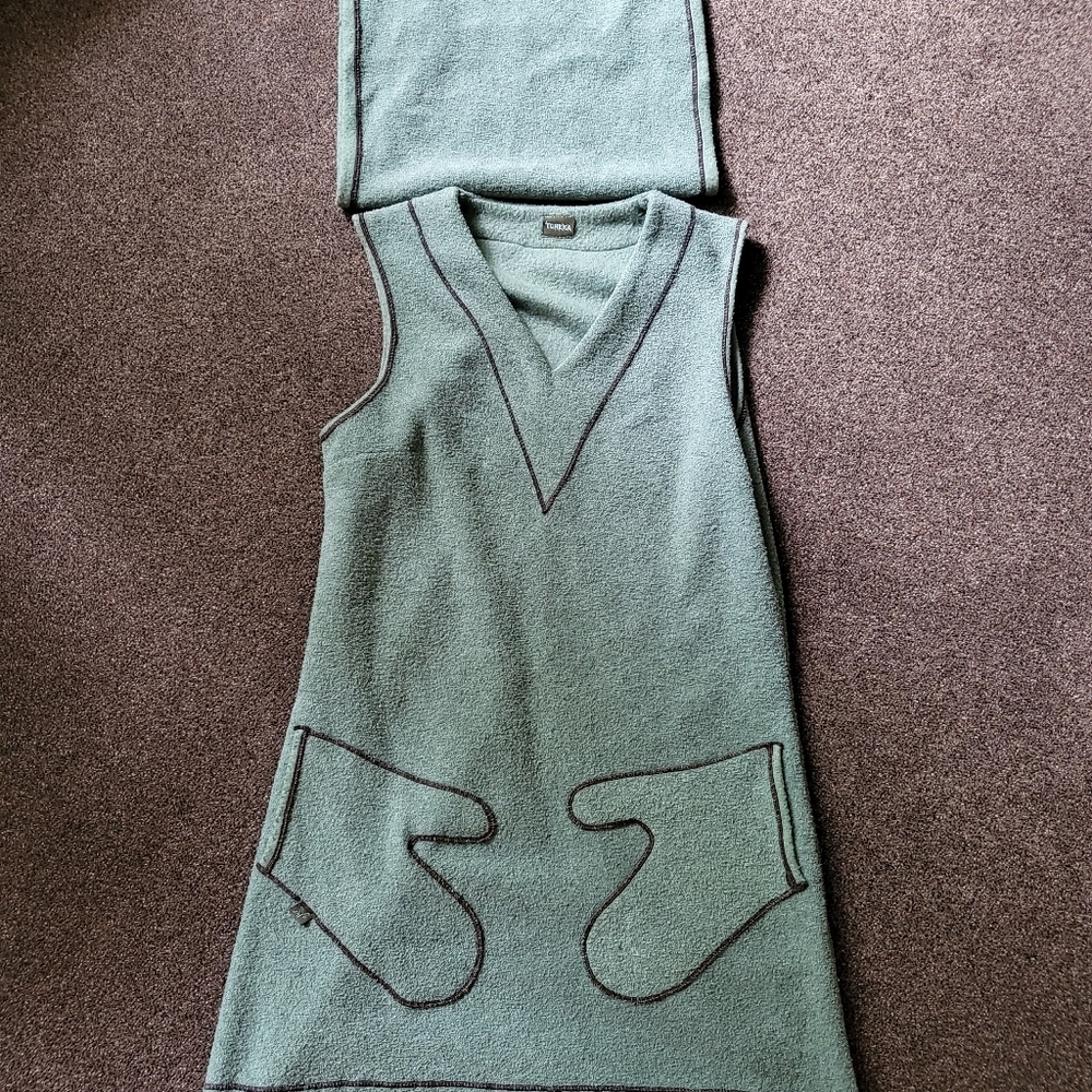 Tcheka dress w/ hood